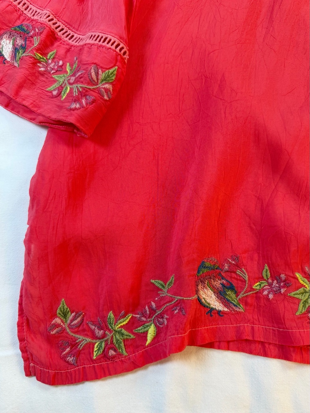 Johnny Was Farfalla Embroidered Coral Tunic Top with Butterfly and Bird  Detail - Picture 7 of 11
